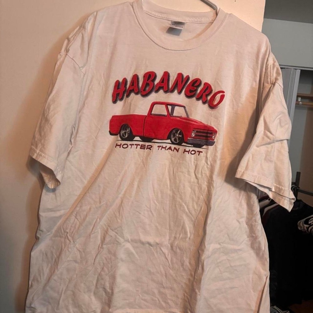 White Gildan Habanero truck cotton t-shirt size 2XL